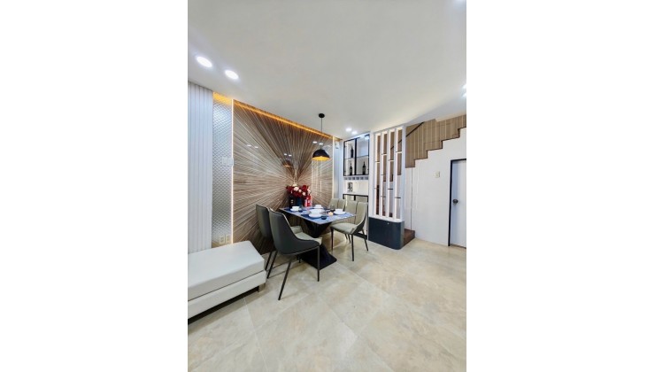 HIẾM: NHÀ PHAN XÍCH LONG PN – 32m² – 3 TẦNG – Nhỉnh 6 TỶ
