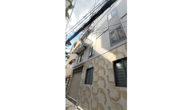 NHÀ ĐẸP 4T MT 8.6m - HUỲNH VĂN BÁNH PN - HXH THÔNG - 6.9 TỶ
