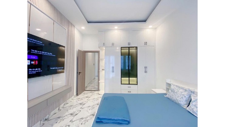 NHÀ Nguyễn Trọng Tuyển - Gần MT - 40M² Nở Hậu - 3 TẦNG 6.6 Tỷ.