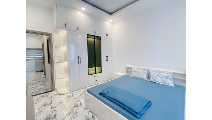 NHÀ Nguyễn Trọng Tuyển - Gần MT - 40M² Nở Hậu - 3 TẦNG 6.6 Tỷ.