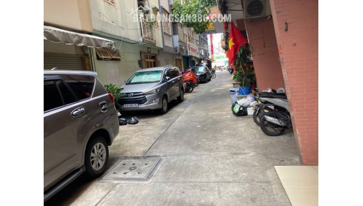 Bán nhà Phạm Văn Hai, Tân Bình, gần Lê Văn Sỹ, 32m2, 4 tầng, nhỉnh 8 tỷ.