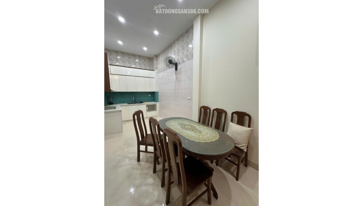 Nguyễn Chính 41m2, mặt tiền 4.5m, 15 ra phố, ngõ 4m, tổng 3ngủ sổ đỏ chuẩn, 7.55 tỷ