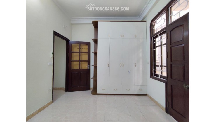 Nguyễn Chính 41m2, mặt tiền 4.5m, 15 ra phố, ngõ 4m, tổng 3ngủ sổ đỏ chuẩn, 7.55 tỷ