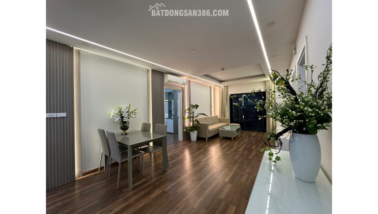 Bán chung cư 130m2 các tòa 17T, 18T, 24T, 34T Mặt đường Hoàng Đạo Thúy Hà Nội