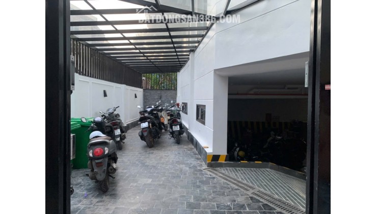 Bán Nhà Dòng Tiền CCMN Ngõ Bùi Xương Trạch 8 Tầng 1 Hầm 43 Phòng Khép Kín Lô Góc