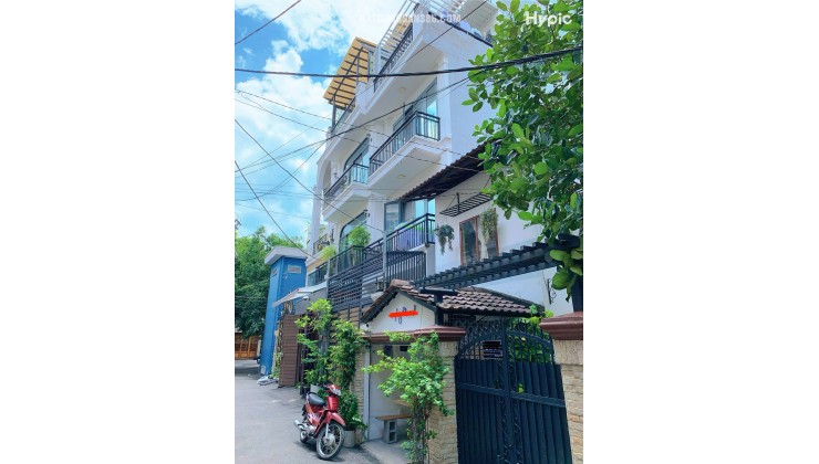 Nhà mặt phố - vị trí trung tâm - giá cả hợp lý - pháp lý minh bạch