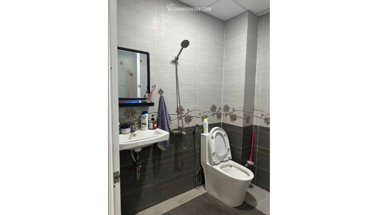BÁN NHÀ HẺM PHAN HUY ÍCH, LÔ GÓC 2MT HẺM 8M, DT 90m2 x 2 TẦNG BTCT, GIÁ NHỈNH 7 TỶ. LH:0988404529.