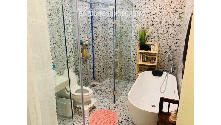 Bán nhà tại phường Tân Phú, Quận 7 giá rẻ, đường Nguyễn Thị Thập