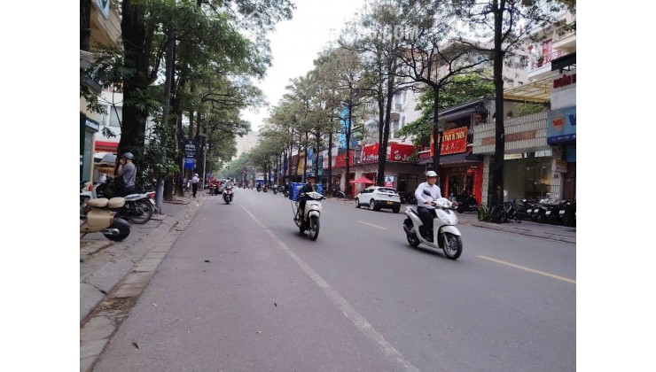  BÁN NHÀ MẶT PHỐ TRUNG HÒA . DT 135, MT 5,7M. XÂY 6 TẦNG THANG MÁY . CHO THUÊ GIÁ TỐT