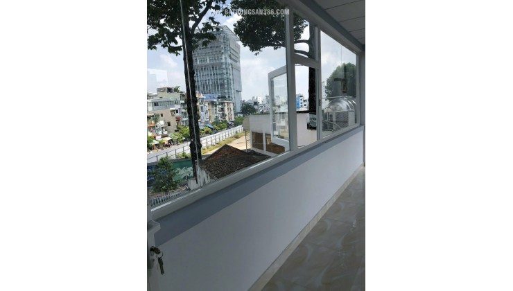 GÓC 2 MẶT TIỀN – 4 TẦNG – THU NHẬP 25TR/THÁNG – NGAY NGÃ 4 NGUYỄN TRÃI Q5. LH:0988954579