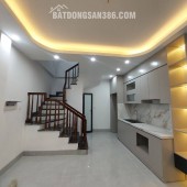 Nhà phố Trần Duy Hưng, 6 tầng 4 ngủ, DT 33m2 - Giá nhỉnh 8 tỷ