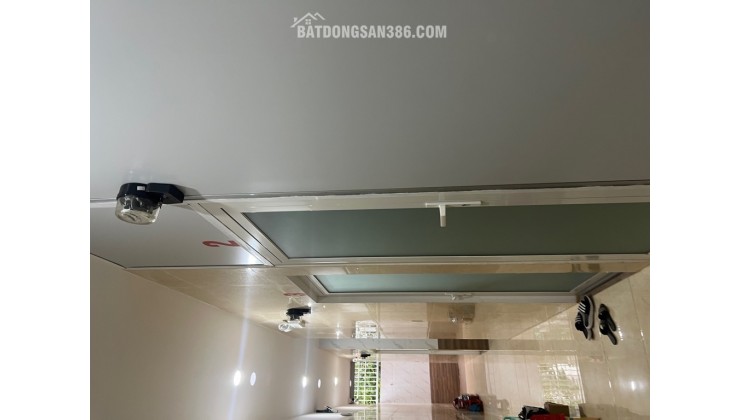 BÁN NHÀ GẦN CHỢ BÀ CHIỂU,BÌNH THẠNH,130M2 ,SỔ NỞ HẬU , 11T