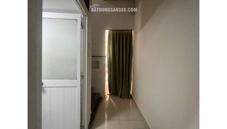Bán nhà HXT Đinh Tiên Hoàng, P1, Bình Thạnh, giáp Quận 1, 55m2( 4 X 13m),3 lầu, chỉ 11.8 Tỷ