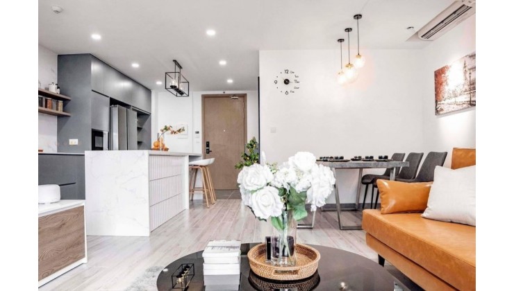 BÁN GẤP CĂN HỘ 2PN+2 NGAY MẶT ĐƯỜNG LỚN, SÁT NGAY NÚT GIAO NGÃ TƯ SỞ, GIAO THÔNG THUẬN TIỆN GẦN TRƯỜNG HỌC BỆNH VIỆN