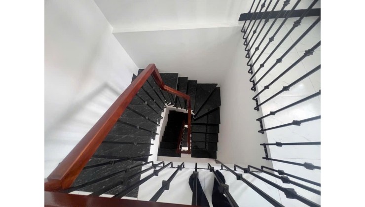 Thụy Khuê! DT 45, 6 tầng, mặt tiền 6m chỉ hơn 9.8 tỷ