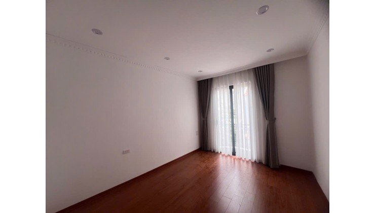 Thụy Khuê! DT 45, 6 tầng, mặt tiền 6m chỉ hơn 9.8 tỷ