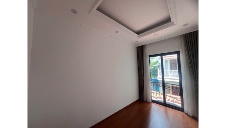 Thụy Khuê! DT 45, 6 tầng, mặt tiền 6m chỉ hơn 9.8 tỷ