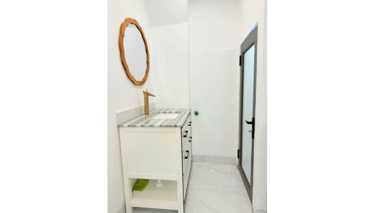 Xuân Đỉnh thiết kế hiện đại, 35m, 5 tầng, mặt tiền 3.5m, oto đỗ cửa!