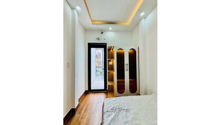 SIÊU HIẾM - Phú Nhuận - MT 5.4m - 37M2 Sổ Riêng - Gần Mặt phố - Nhỉnh 4 TỶ