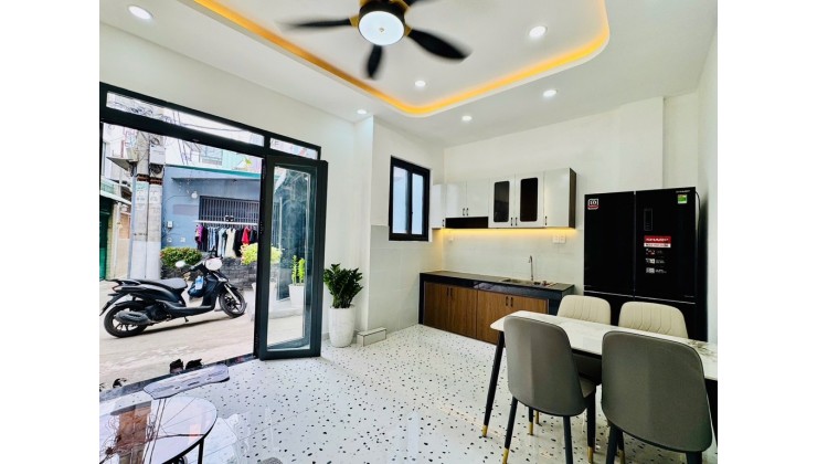 SIÊU HIẾM - Phú Nhuận - MT 5.4m - 37M2 Sổ Riêng - Gần Mặt phố - Nhỉnh 4 TỶ