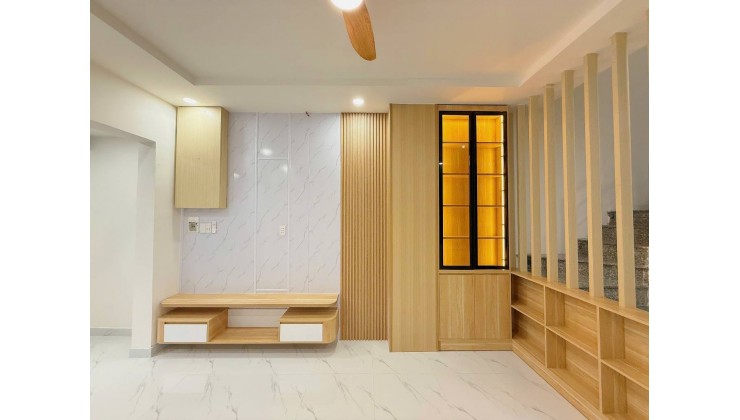 Bán nhà Âu Cơ TB - 3 Tầng 32.5M2 4x8.6m - gần Q.10 Hẻm ba gác – Nhỉnh 4 tỷ