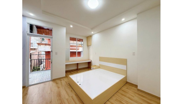Bán nhà Âu Cơ TB - 3 Tầng 32.5M2 4x8.6m - gần Q.10 Hẻm ba gác – Nhỉnh 4 tỷ