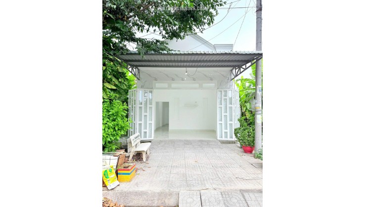 Bán nhà cấp 4 rộng 80m2 chiều ngang lớn 5m ngang bến xe