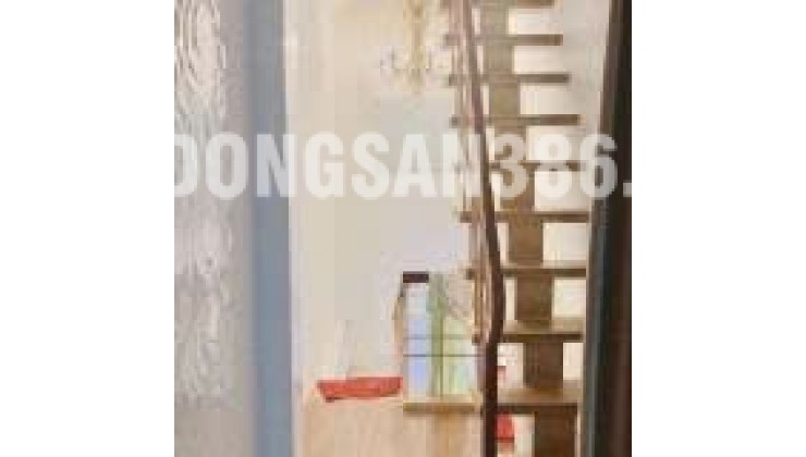 SIÊU NÓNG - SIÊU SỐC - SIÊU KINH DOANH  MẶT TIỀN KINH DOANH – ĐANG CHO THUÊ 20TR/THÁNG – VÒNG XOAY LẠC LONG QUÂN - HÒA BÌNH