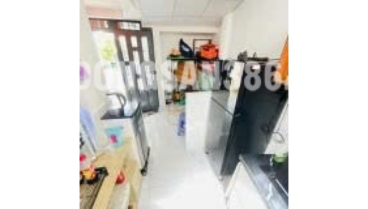 SIÊU PHẨM TP HCM Q.11 ( PHƯỜNG HÒA BÌNH ) – NHÀ ĐẸP GẦN VÒNG XOAY HOÀ BÌNH – ĐẦM SEN