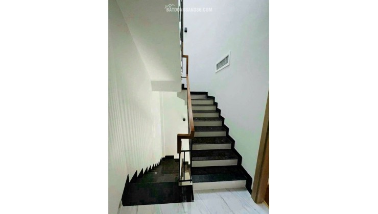 BÁN NHÀ HXH KHU PHỐ 4 BTT, NGAY TRUNG TÂM TP THỦ ĐỨC – GIÁ CHỈ 6,9 TỶ. LH:0866898639.