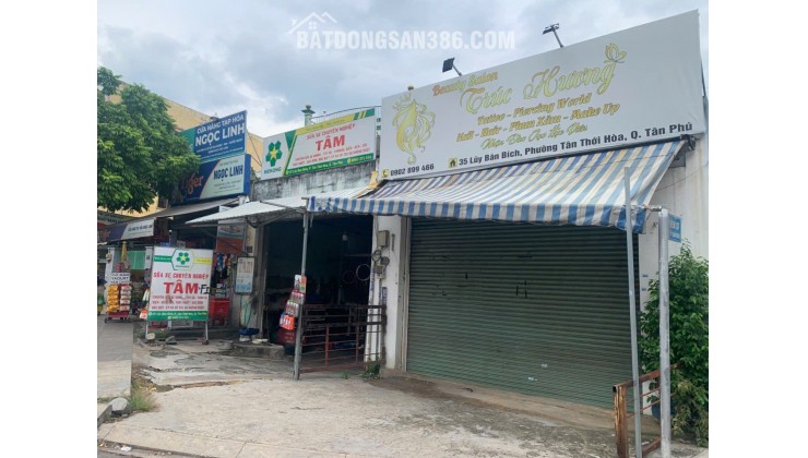 Bán nhà tại 450 m2 SHR chỉ 102 tỷ. Lh: 0975190005..................