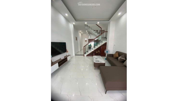 CHỈ 5.X TỶ - CÓ NGAY SIÊU PHẨM NHÀ 3 TẦNG HXH TẠI QUẬN 9 - TẶNG FULL NỘI THẤT NỬA TỶ. LH:0906857033.