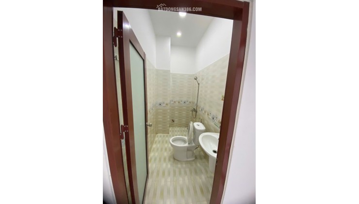CHỈ 5.X TỶ - CÓ NGAY SIÊU PHẨM NHÀ 3 TẦNG HXH TẠI QUẬN 9 - TẶNG FULL NỘI THẤT NỬA TỶ. LH:0906857033.