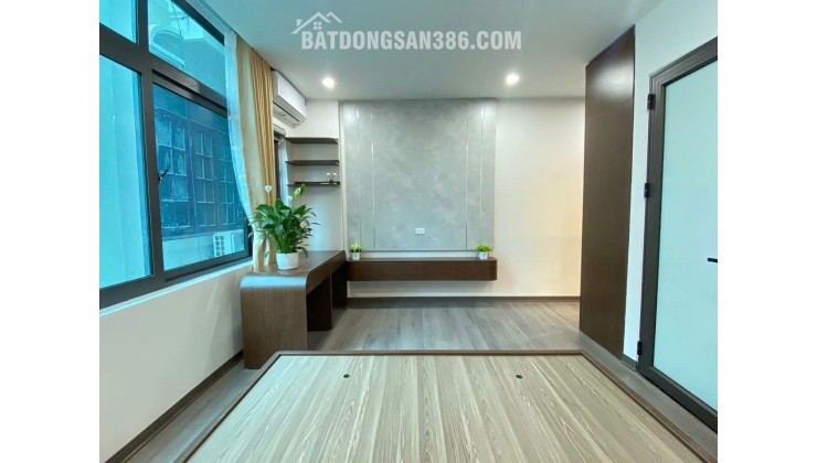 NHÀ ĐẸP NGAY TT QUẬN THANH XUÂN, 5 TẦNG THANG MÁY Ở LUÔN, CHỈ 7,X TỶ. LH:0908882298