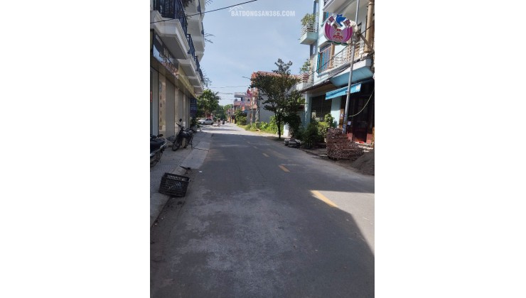 Bán lô đất 115m2. Giá rẻ trục chính Ninh Lão Duy Tiên Hà Nam