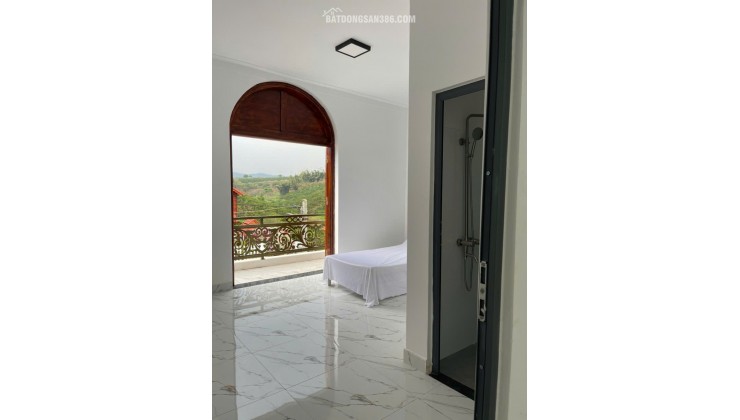 BÁN HOẶC CHO THUÊ BIỆT THỰ 420m2 - 3PN - SÁT DALAT, VIEW RỪNG THÔNG. LH:0909206662.