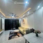 Bán nhà bồ đề,long biên -kinh doanh -nhà mới -gần hồ -trung tâm long biên
