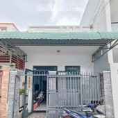 Bán nhà gần chợ tầm vu nhà thổ cư hoàn công giá 2 tỷ