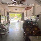 CHÍNH CHỦ BÁN NHÀ MẶT TIỀN 3 TẦNG, NGAY TTTP QUY NHƠN – 194,67M2 CHỈ 20 TỶ, LH:0983729758.