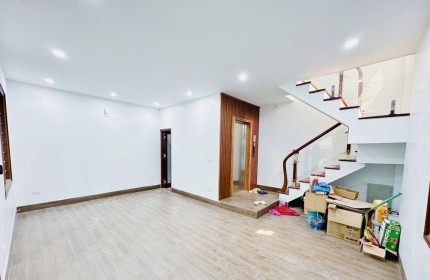 Bán nhà Văn Điển Thanh Trì phân lô 3 mặt thoáng,6 tầng thang máy,kinh doanh,nhà mới thiết kế đẹp,13,3 tỷ còn thương lượng với khách thiện ch