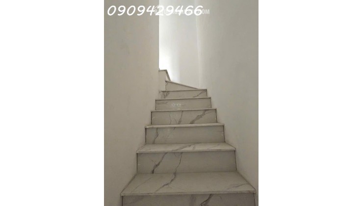 BÁN NHÀ QUẬN 7 - GẦN HUỲNH TẤN PHÁT- HẺM 4M XE HƠI ĐỖ CỬA  -   NHÀ 4 TẦNG-6 PHÒNG NGỦ -  DÒNG TIỀN 16 TRIỆU/ THÂNG.