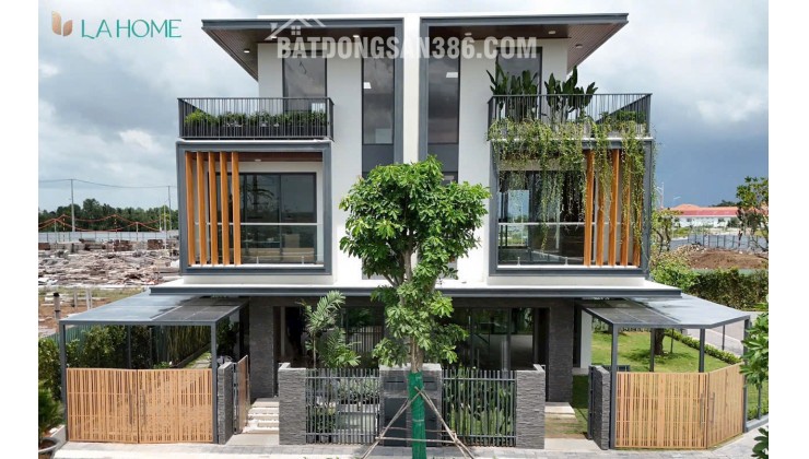 Nhà phố giáp Bình Chánh chỉ trả trước 850 triệu