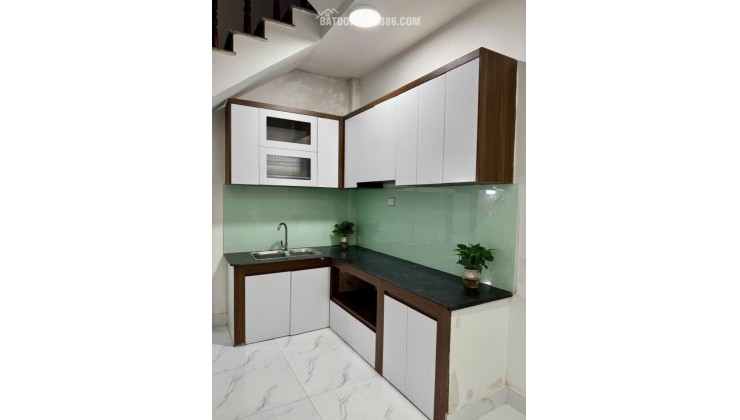 Cơ Hội Hiếm Nhà 4 Tầng, Ô Tô Đỗ Cửa, Gần Hồ Đền Lừ Hoàng Mai, Giá 5.95 Tỷ