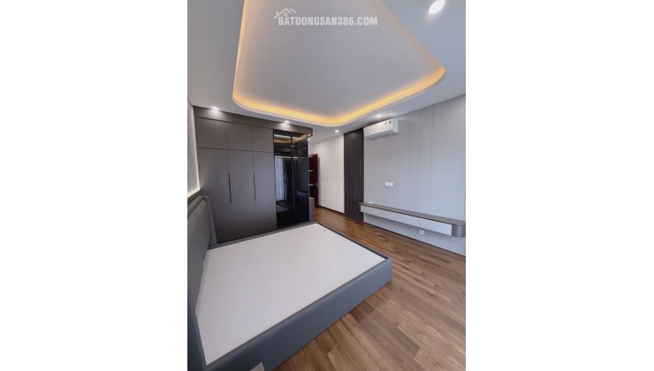 Bán nhà Ngọc Thuỵ Long Biên oto đỗ cổng thông- Nhỉnh 6 tỷ( TL)