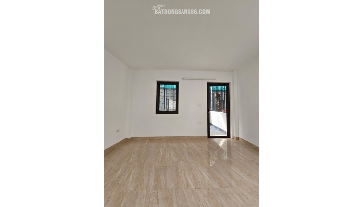 Bán nhà Ngọc Thuỵ Long Biên oto đỗ cổng thông- Nhỉnh 6 tỷ( TL)