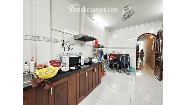  MẶT TIỀN NAM KỲ KHỞI NGHĨA – QUẬN 3 – 3 TẦNG MỚI ĐẸP – 68m² – CHỈ 18.5 TỶ 