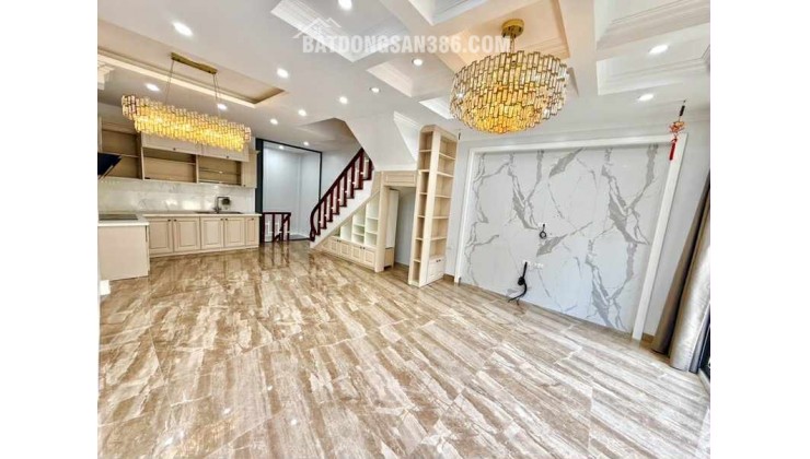 nhà đẹp lô góc Hồng Tiến, 45m x 5 tầng, mặt tiền 4.5m, gara ôtô, phân lô bàn cờ, ôtô chạy vòng quanh