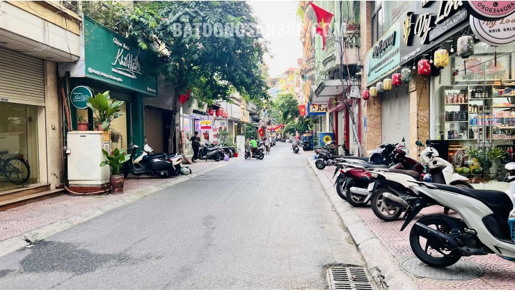bán nhà Ngọc Lâm, 150m, mặt tiền 5.6m, nở hậu, vỉa hè, ôtô tránh