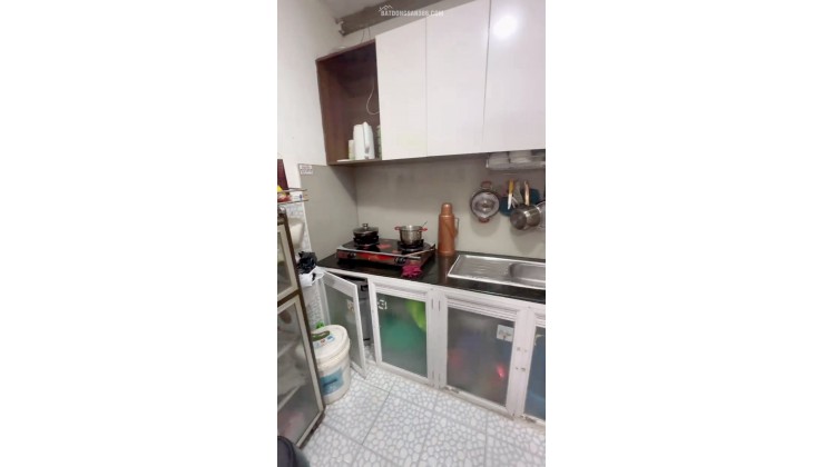 BÁN NHÀ TTTP CẤP 4 CÓ GÁC HẺM 2/4 PHƯỜNG NHA TRANG CHỈ 1TY4