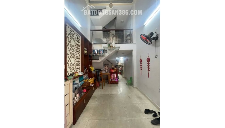 Nhà Đường Trần Bình Trọng Quận 5 Phường 2 Cũ.